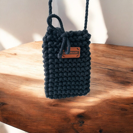 Ręcznie robione etui na telefon, mini torebka ze sznurka bawełnianego czarne