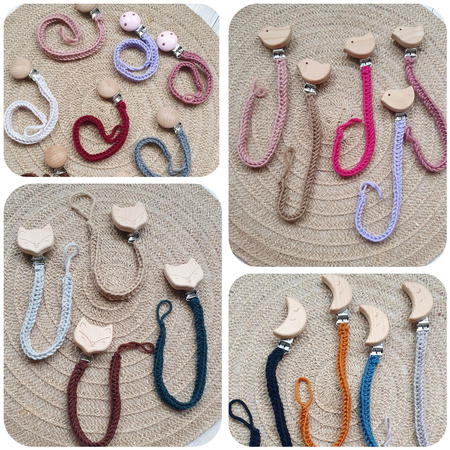 Zawieszka Bezpieczna do Smoczka z Naturalnej Włóczki Merino -morska księżyc