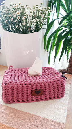 Chustecznik ze sznurka bawełnianego - etui na chusteczki stary róż