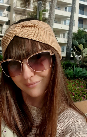 Opaska dla dzieci z wełny merino 100 % ręcznie robiona szara jasna