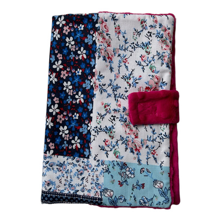 Etui / okładka na książeczkę zdrowia dziecka w kwiatuszki